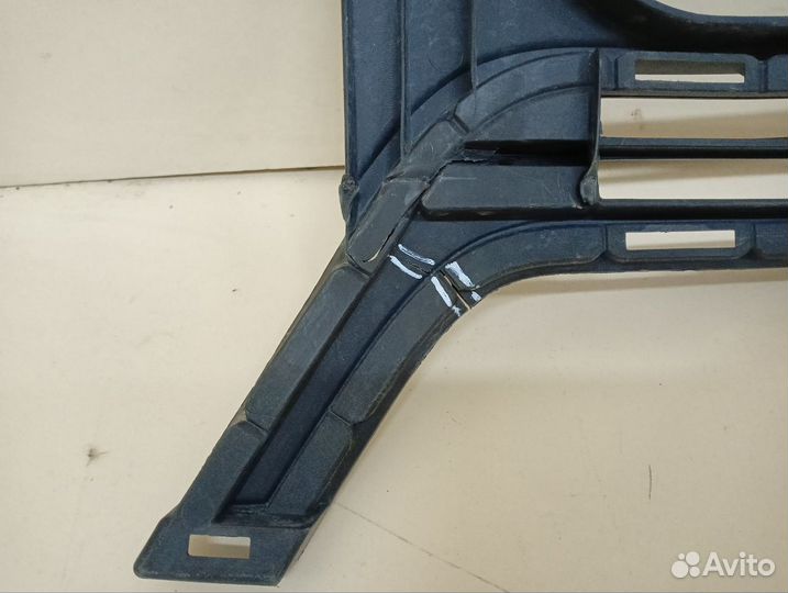 Решетка в бампер Toyota Land Cruiser Prado J150 20