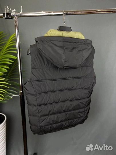 Жилетка prada