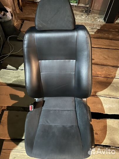 Сиденья honda civic 4d