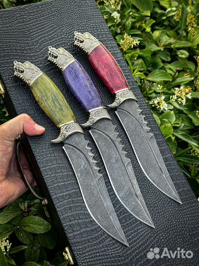 Нож из дамасской стали