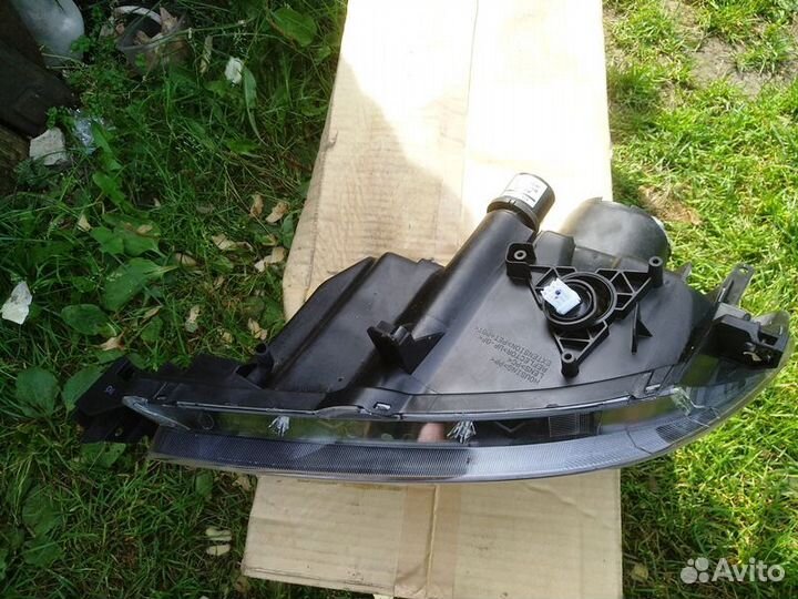 Bp4l51031e Mazda фара правая (Ксенон)