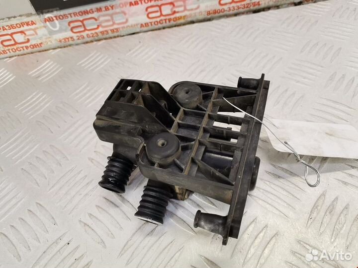 Кран отопителя (печки) BMW 5 E60/E61 2005