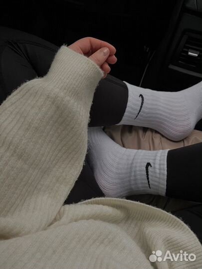 Белые Носки nike высокие белые