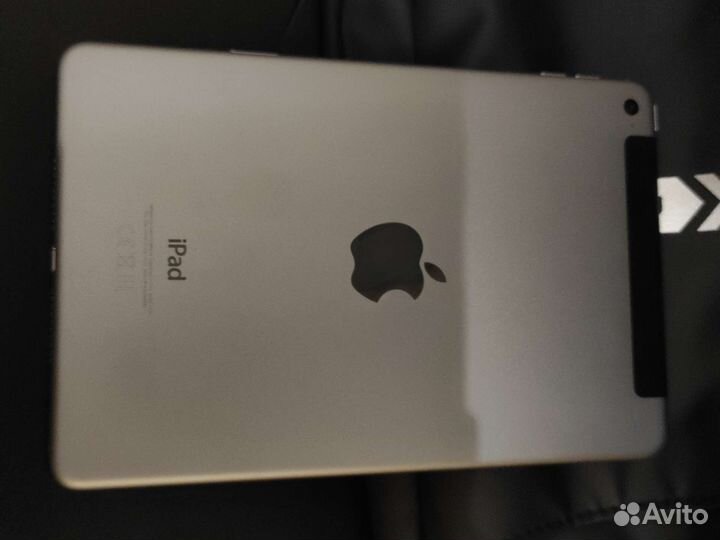 iPad mini 4 128gb cellular