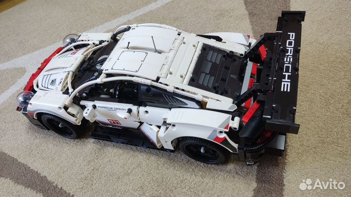 Конструктор lego Technic 42096 Porsche 911 RSR