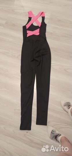 Комбинезон для занятия фитнессом