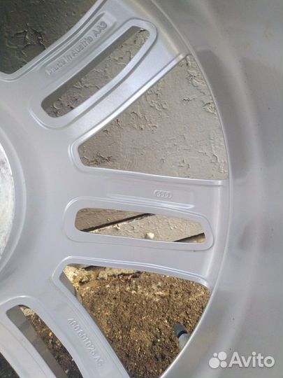 Комплект колес Audi RS6 R20, оригинал