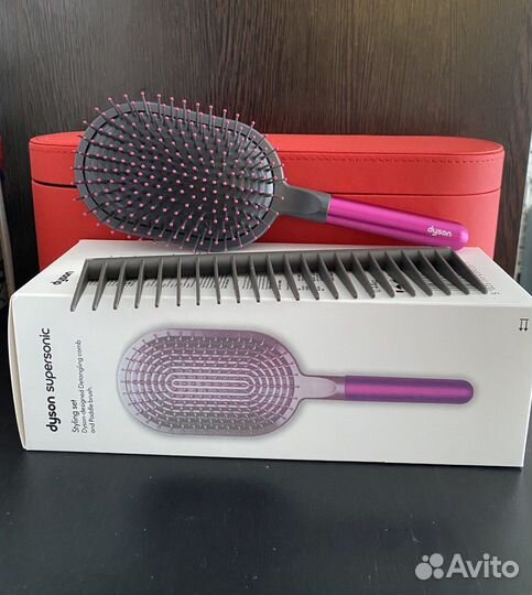 Расческа dyson