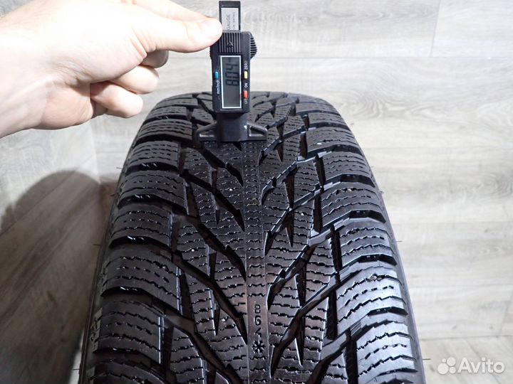 Комплект R18 оригинальных колес на Lexus RX зима