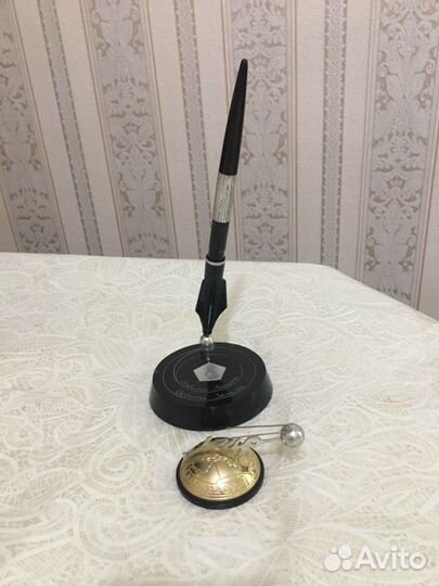 Товары СССР.Спутник Мир 1957г.Ручка ракета 1961г