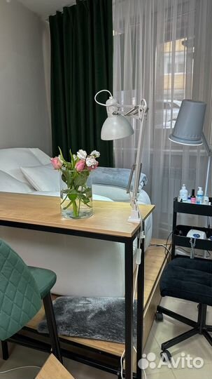 Мастер маникюра