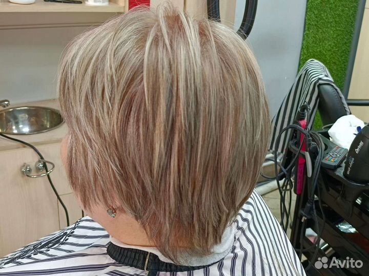 Парикмахер стилист колорист