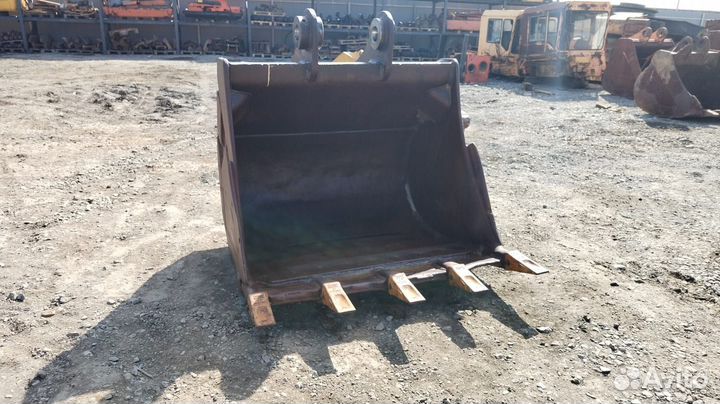 Ковш экскаватора Caterpillar CAT 320CL