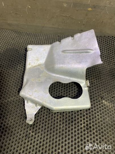 Тепловой экран Volkswagen Passat B6 Пассат Б6