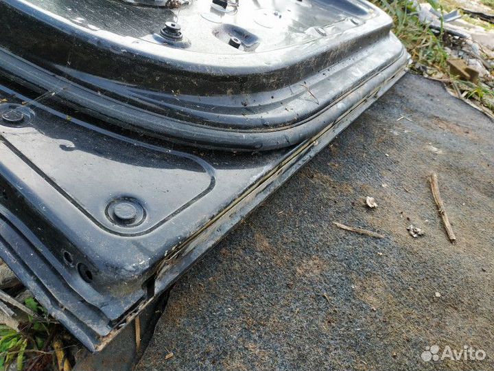 Дверь передняя левая Volkswagen Golf Plus