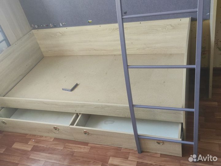 Детская двухъярусная кровать бу