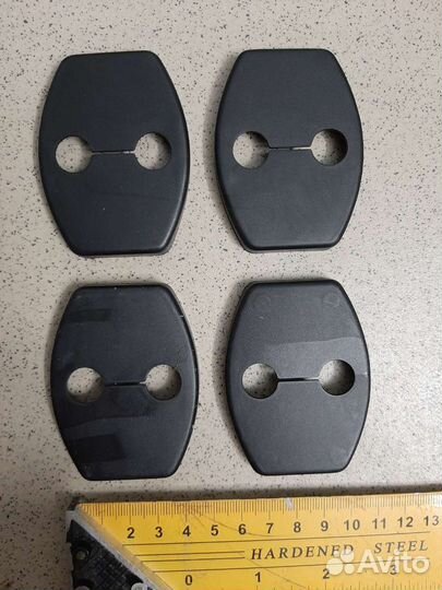 Заглушки замков дверей Тойота