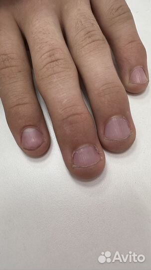 Мужской маникюр и педикюр