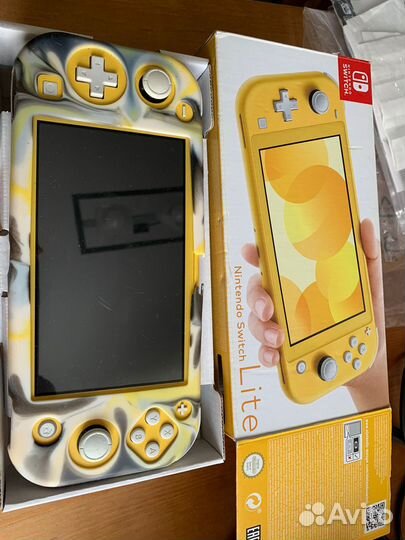 Nintendo switch lite