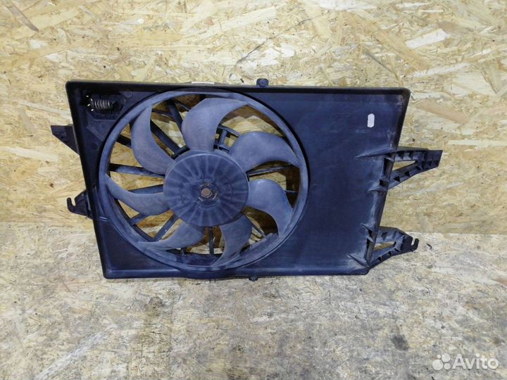 Диффузор вентилятора Ford Mondeo 3 (2000 - 2003)