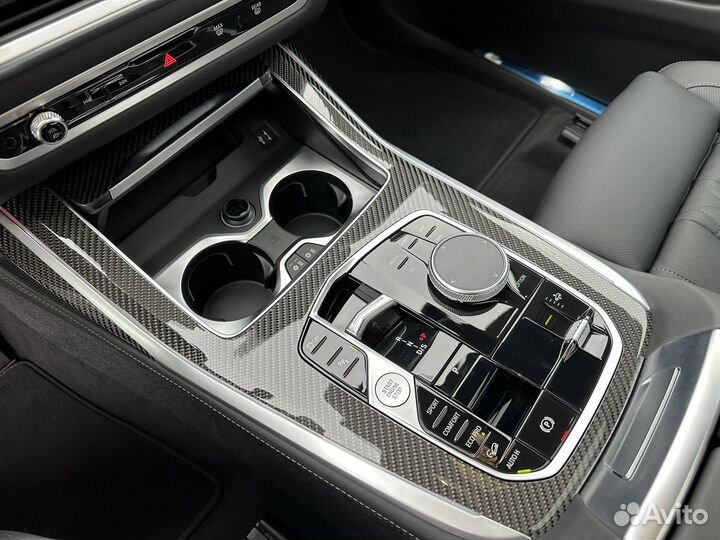 BMW X7 3.0 AT, 2023, 1 км