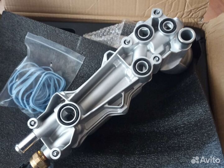 Теплообменник Jeep Grand Cherokee WK2 3.6