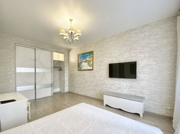 3-к. квартира, 90 м², 3/5 эт.