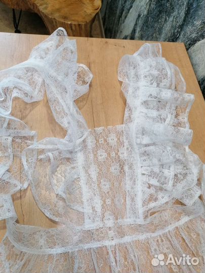 Белый школьный фартук