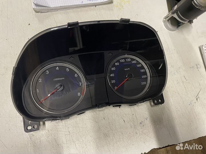 Панель приборов Hyundai Solaris 2010-2017