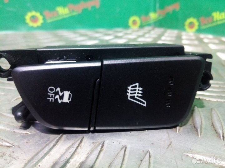 Кнопка подогрева сидений левая Hyundai I40 седан