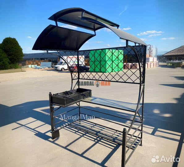 Мангал с крышей