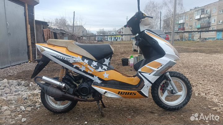 Скутер 100 кубов