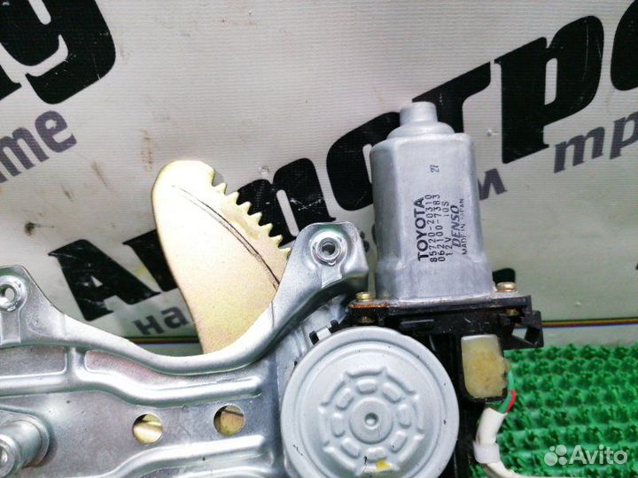 Стеклоподъемный механизм передний левый Toyota