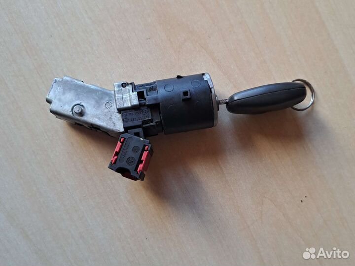 Замок зажигания Renault logan 2