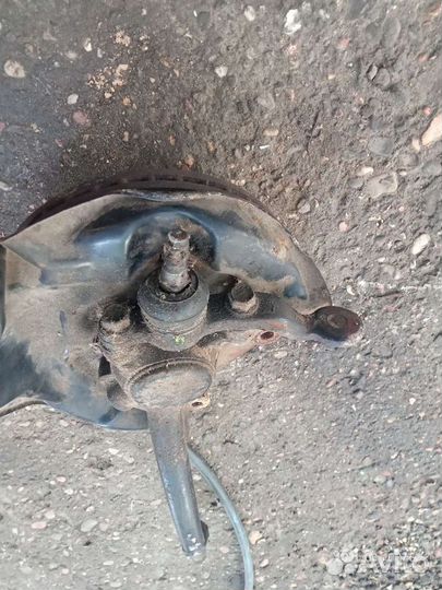 Передняя цапфа Тайота