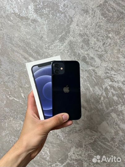 iPhone 12, 64 ГБ