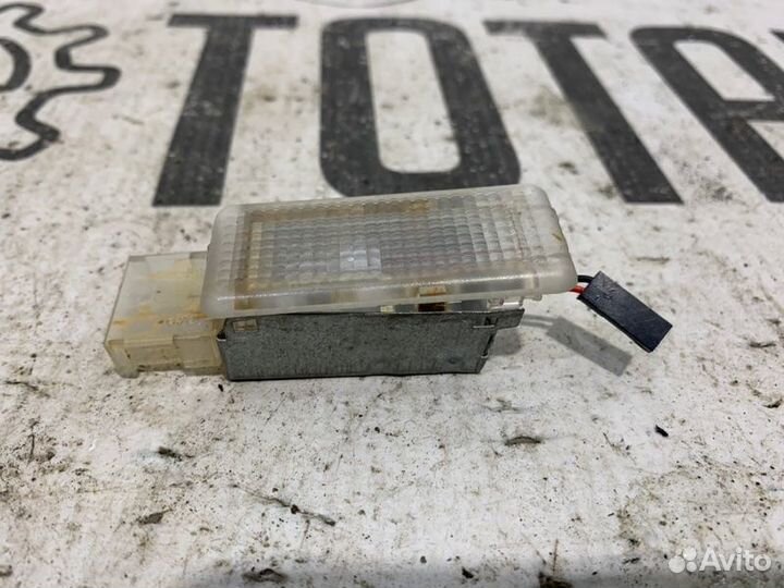 Плафон салона Vw Touareg 7L7 BAC 2005