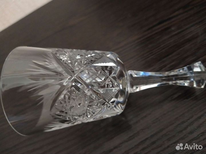 Колокольчик хрустальный