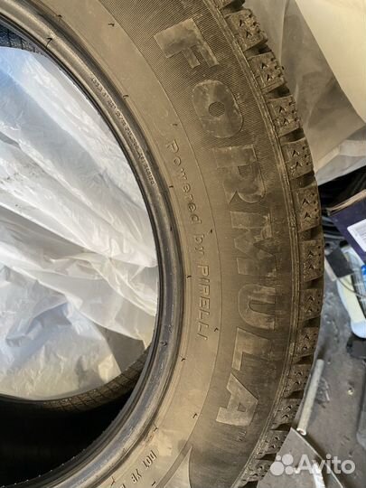 Pirelli Formula Ice 215/60 R17 100