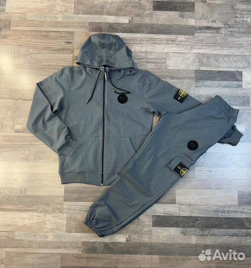 Спортивный костюм stone island