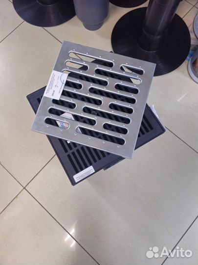 Дождеприемник 300х300