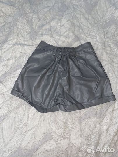 Шорты из экокожи