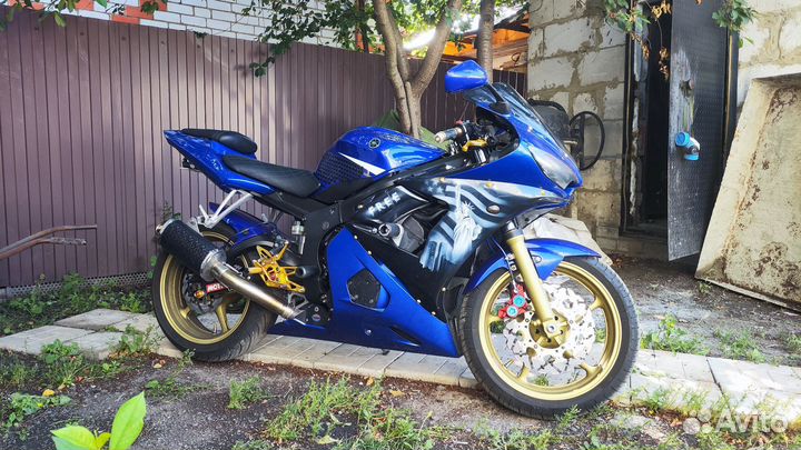 Yamaha yzf r-6