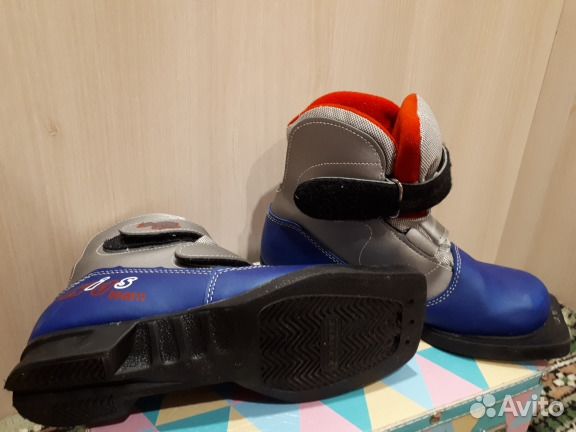 Ботинки лыжные