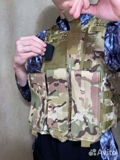 Бронежилет с разгрузкой