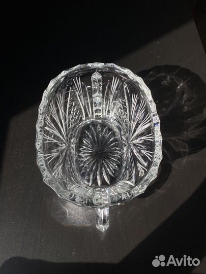 Хрустальная конфетница
