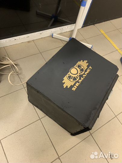 Сабвуфер JBL
