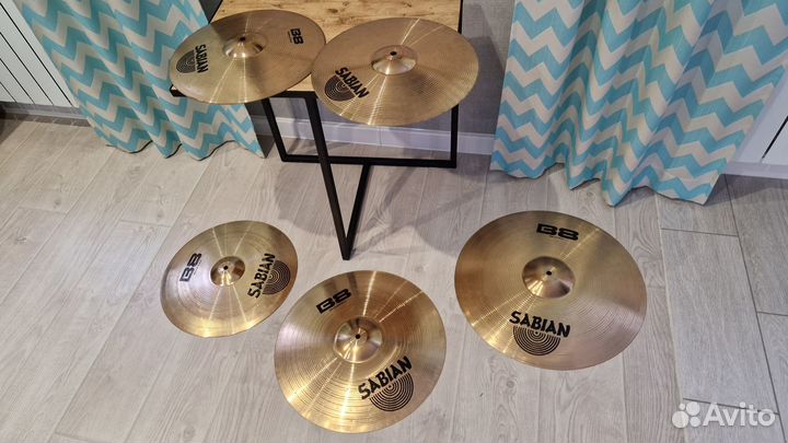 Тарелки, синт, гитара и не только