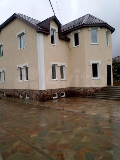 Дом 368 м² на участке 15 сот.