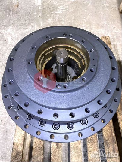 Бортовой редуктор Komatsu PC200-8 20Y-27-00500
